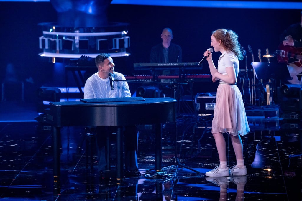 The Voice of Germany Coach Nico Santos singt für Greta Heimann, um sie für sein Team zu gewinnen.