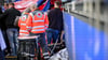 Das Spiel in Heidenheim wird von einem medizinischen Notfall überschattet.