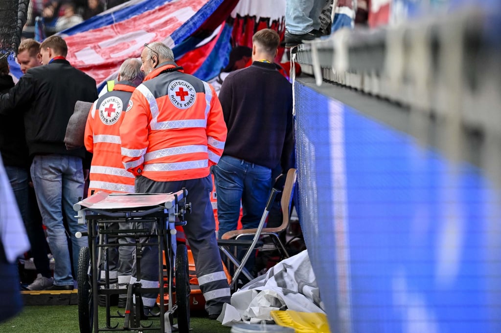 Das Spiel in Heidenheim wird von einem medizinischen Notfall überschattet.