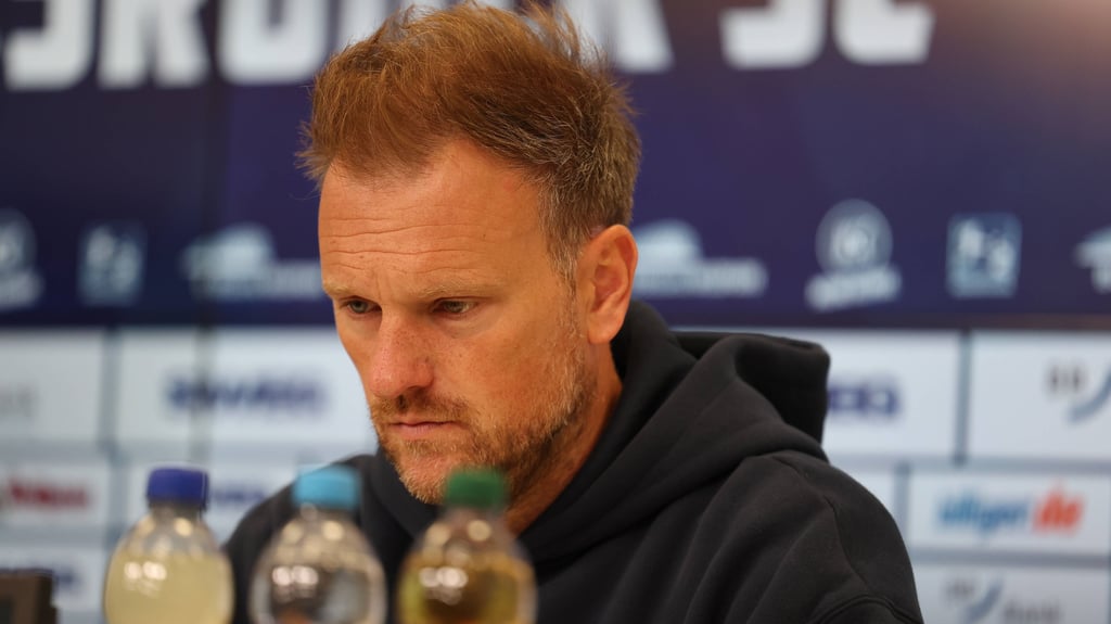 Markus Fiedler nach der Niederlage seines 1. FC Magdeburg beim Karlsruher SC.