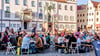 Gut besucht war kürzlich das Dinner für Demokratie vom Bündnis  „Wittenberg weltoffen“ auf dem Marktplatz der Lutherstadt. Die Veranstaltung gehörte zu den im Rahmen des Programms „Partnerschaft für Demokratie“ geförderten  Projekten im Landkreis Wittenberg. Und das Programm geht weiter.