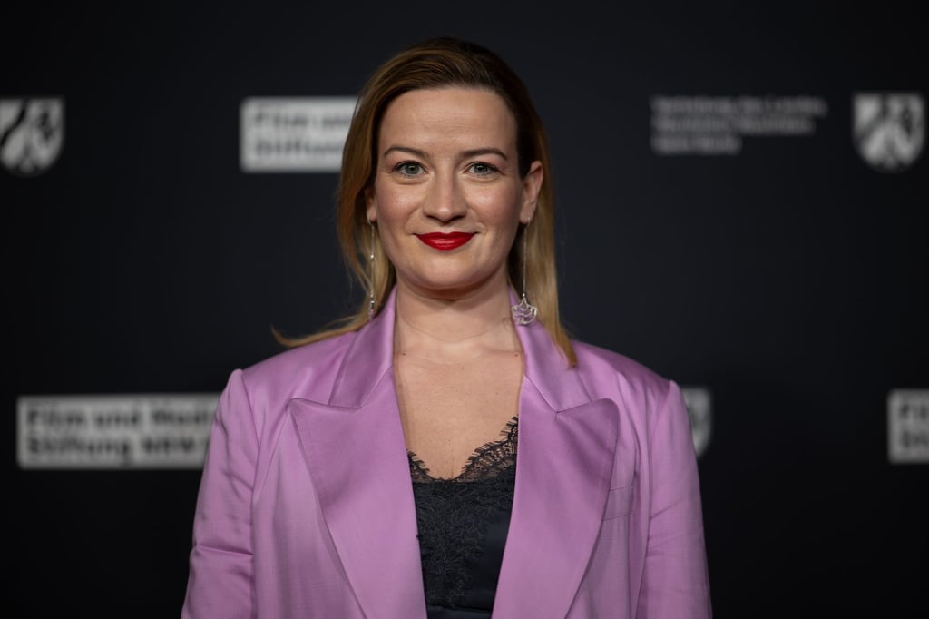 Nina Gummich spielt die Hauptrolle in der Krimi-Reihe „Theresa Wolff“. Als titelgebende Forensiker wird sich nach der Episode „Passion“ noch ein weiteres Mal zu sehen sein, bis ein neues Team beim Thüringen-Krimi des ZDF übernimmt. (Archivbild)