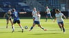 Latoya Maxime Bach (M.) und der FCM verpassten gegen den HSV zwar das Wunder, trotzdem können die Blau-Weißen gestärkt in die nächsten Aufgaben gehen. 