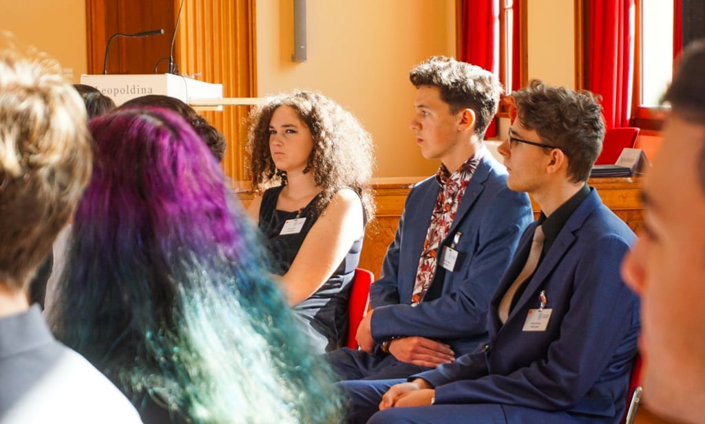 Aus Halle sind Clara Joachimi, Johannes Knüpfer und Johann Wunsch dabei.