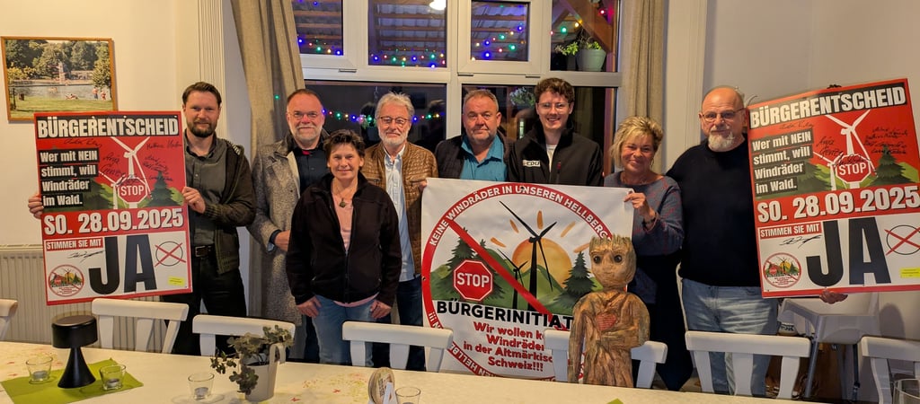 Der Vorstand der Bürgerinitiative gegen Windräder in den Hellbergen feierte am Sonntag einen Erfolg im Bürgerentscheid.
