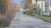 Straße in das Industriegebiet.
