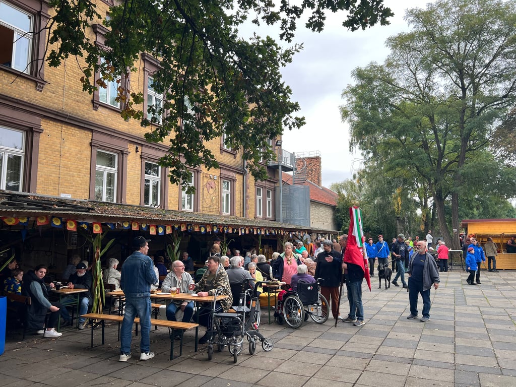 Das Außengelände des Heimatvereins Schlanstedt war stets gut gefüllt.