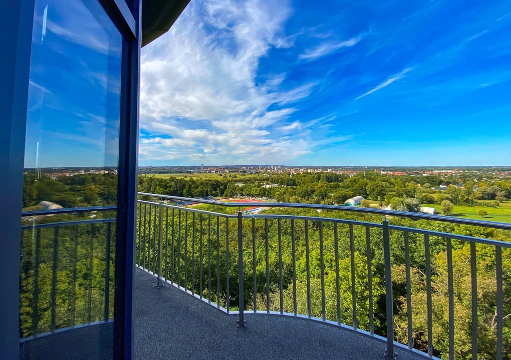 Der neue Aussichtsturm erinnert an den einstigen Kleist-Turm.