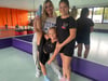 Tanztrainerin Tetiana Volynets, Adelina aus Burg und Marharyta aus Gommern 