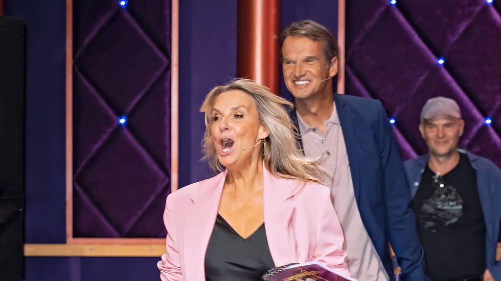 Kim Fisher und Klaus Brinkbäumer moderieren am Tag der Deutschen Einheit das "Riverboat" im MDR.