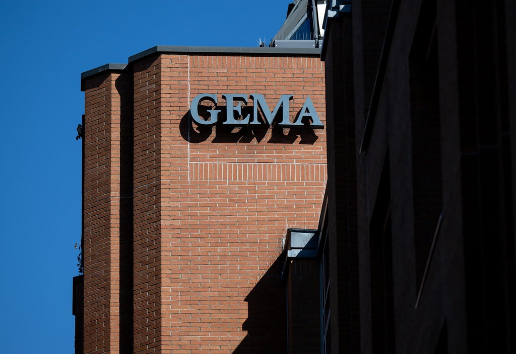 Die Gema klagt gegen den ChatGPT-Betreiber OpenAI. (Archivbild)
