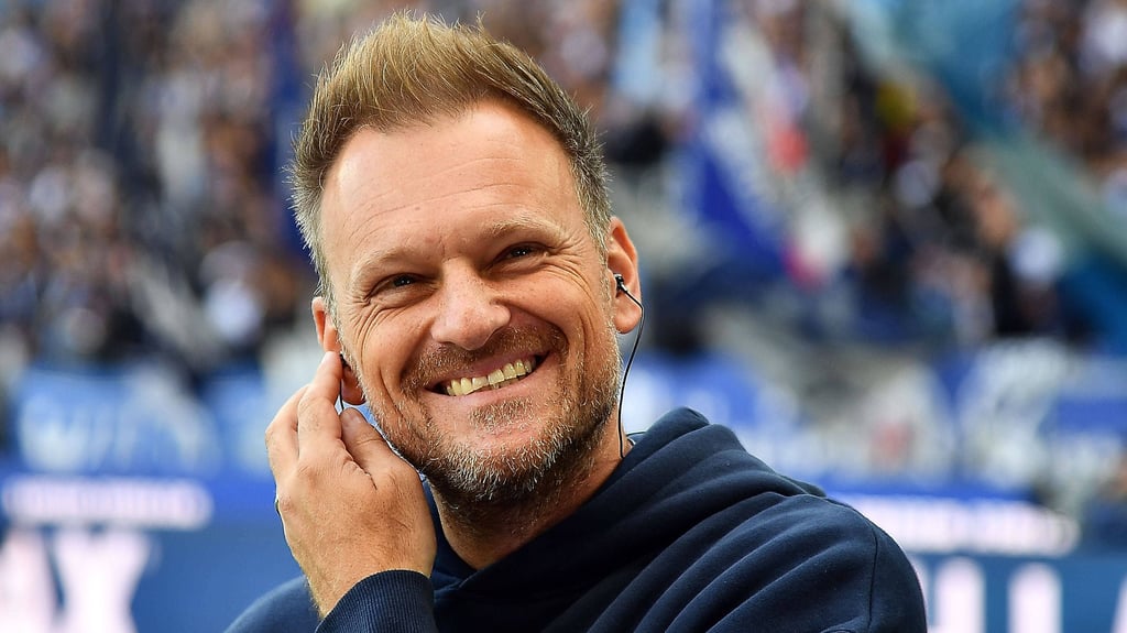 Trainer Markus Fiedler nimmt die heikle Situation des 1. FC Magdeburg beileibe nicht auf die leichte Schulter, sondern versucht auf neue Weise, den Umschwung zu schaffen.
