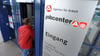 Beschäftigte von Jobcentern und anderen Behörden mit Kundenkontakt haben oft Sorge vor Übergriffen. (Archivfoto)
