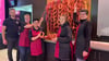 Chef Justin Hesse mit seinem Team Eileen Wilke, Soveig Hoefert, Betty Rettmer und Birgit Klaus (von links) in der neuen Filiale in Wernigerode.