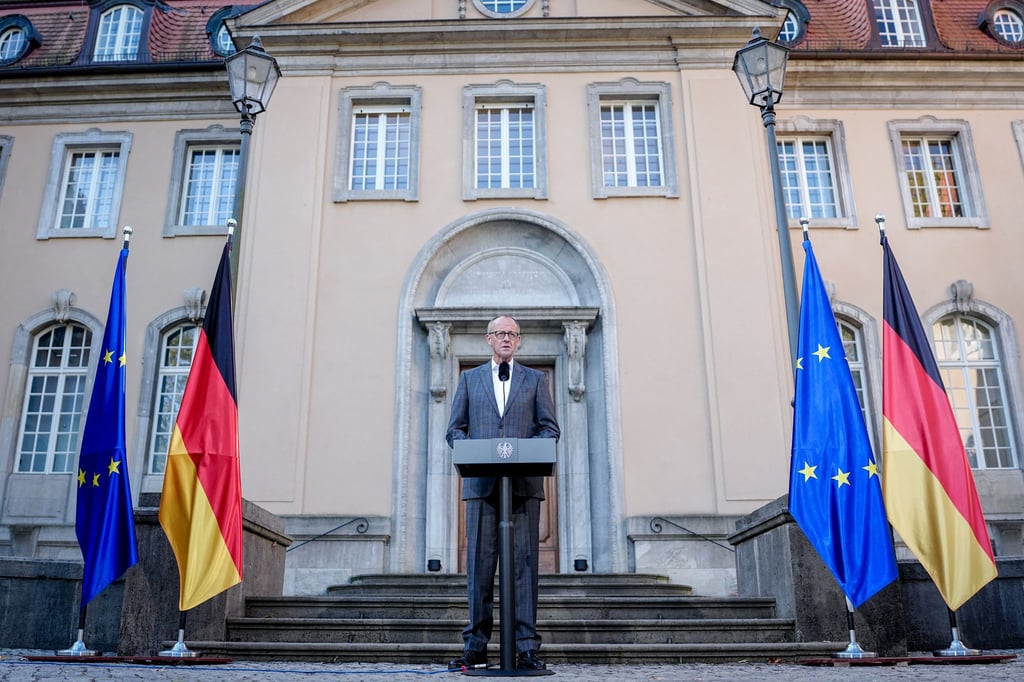 Bundeskanzler Friedrich Merz zeigt sich zum Auftakt der Klausurtagung des Bundeskabinetts in Berlin mit Blick auf die Wirtschaftsaussichten optimistisch.