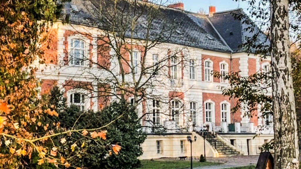 Das Schloss Calberwisch bei Osterburg hat den Besitzer gewechselt und wird zum Refugium für Menschen mit Fetisch für Sadomaso.