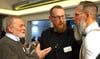 Die früheren Jugendhausleiter Bernd Neumann (Preisträger), Sebastian Kroll und Ronny Harzendorf aus Genthin bei der Bürgerpreisverleihung 2024.