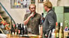 Johannes Hallervorden (l.) im Gespräch mit MDR-Moderator André Damm in der Reudener Weinschmiede.
