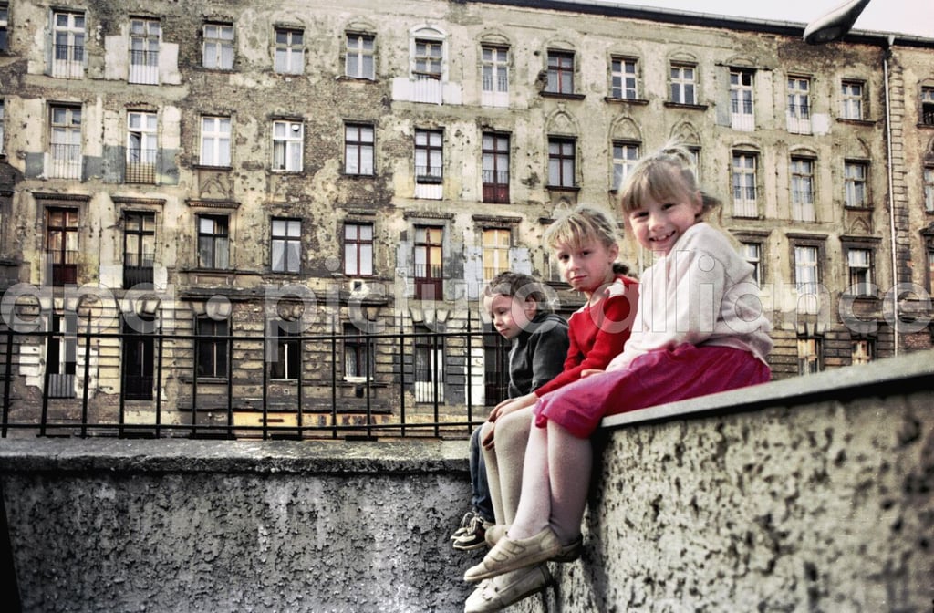 Prenzlauer Berg in Berlin 1990: Einheit und Umbruch haben die Wendekinder geprägt.