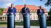 Nach der Kabinettsklausur traten Kanzler Merz, Vizekanzler Klingbeil und Innenminister Dobrindt gemeinsam vor die Presse.