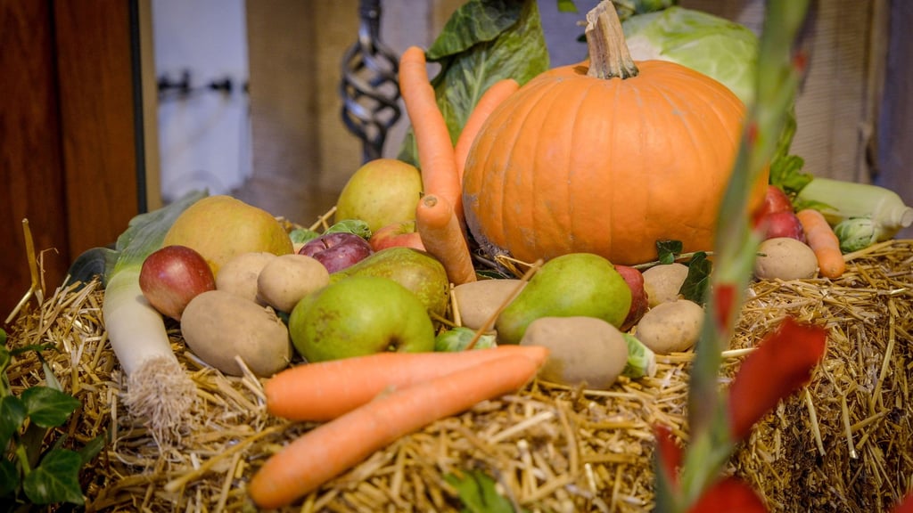 Auf reich gefüllten Altarschmuck mit Früchten der Natur hoffen die Kirchengemeinden rund um Blankenburg zu ihren bevorstehenden Erntedankfesten.