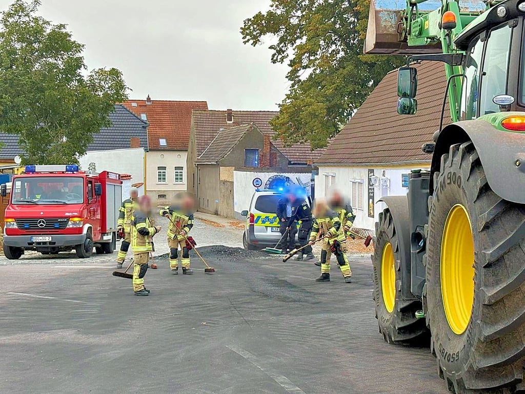 Kohlelaster verliert Ladung unter anderem in Gerbitz.