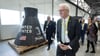 Auf seiner letzten Dienstreise tauchte der Regierungschef auch in die Weltraumforschung ein.