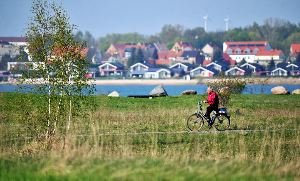 Wird mit einer Änderung des Flächennutzungsplanes der Weg freigemacht, um die bisherigen Ferienhäuser in Mühlbeck als Dauerwohnungen nutzenn zu können?
