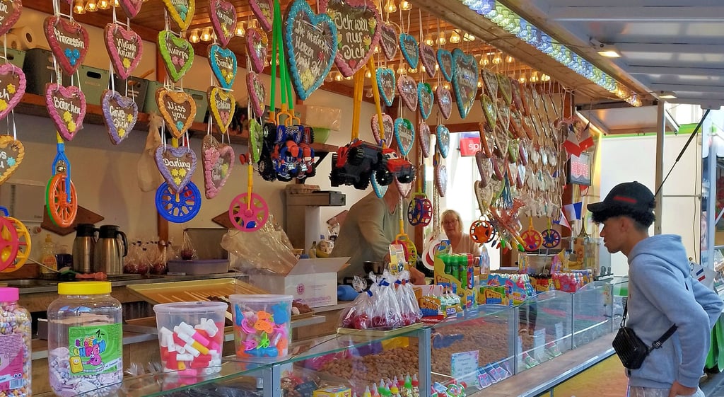 Süßwarenstand am Nysmarkt in Salzwedel.