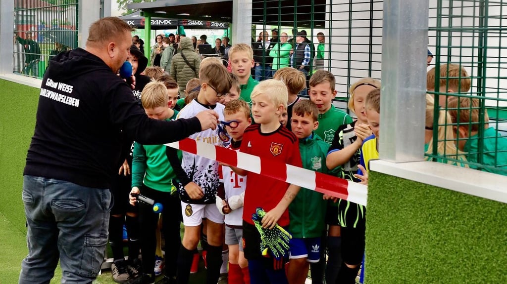 Weil die SG Grün-Weiß Dahlenwarsleben Kinder- und Jugendarbeit leistet, möchte der Verein von den Nutzungsgebühren für Sporthallen der Niederen Börde befreit werden..
