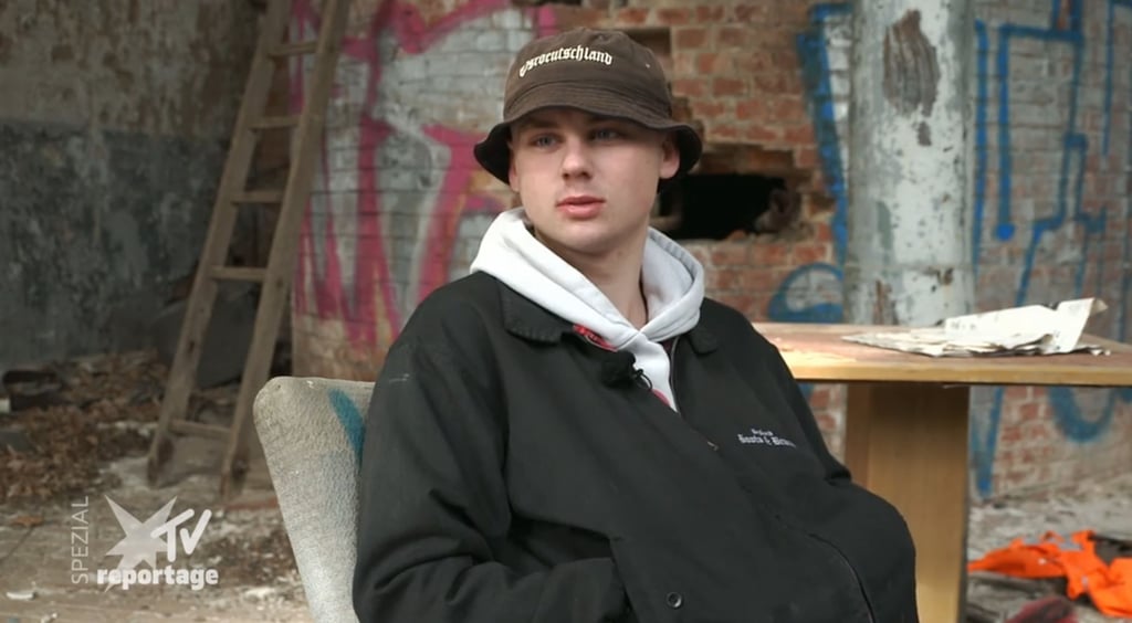 Leon Ritter tritt in der neuen Reportage erstmals vor die Kamera und äußert sich zu seiner Vergangenheit.