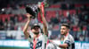 Thomas Müller (l) gewann mit den Vancouver Whitecaps die kanadische Meisterschaft.