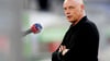 Uwe Rösler ist Kandidat beim VfL Bochum. (Archivbild)