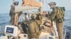 Maskierte israelische Soldaten haben die Boote der Gaza-Hilfsflotte vor Erreichen des Küstenstreifens geentert und die Besatzungen in Gewahrsam genommen.