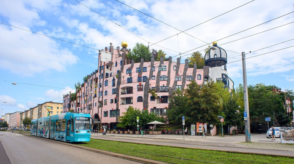 Die „Grüne Zitadelle“ ist eines der letzten Projekte des exzentrischen Künstlers Friedensreich Hundertwasser gewesen. (Archivbild)