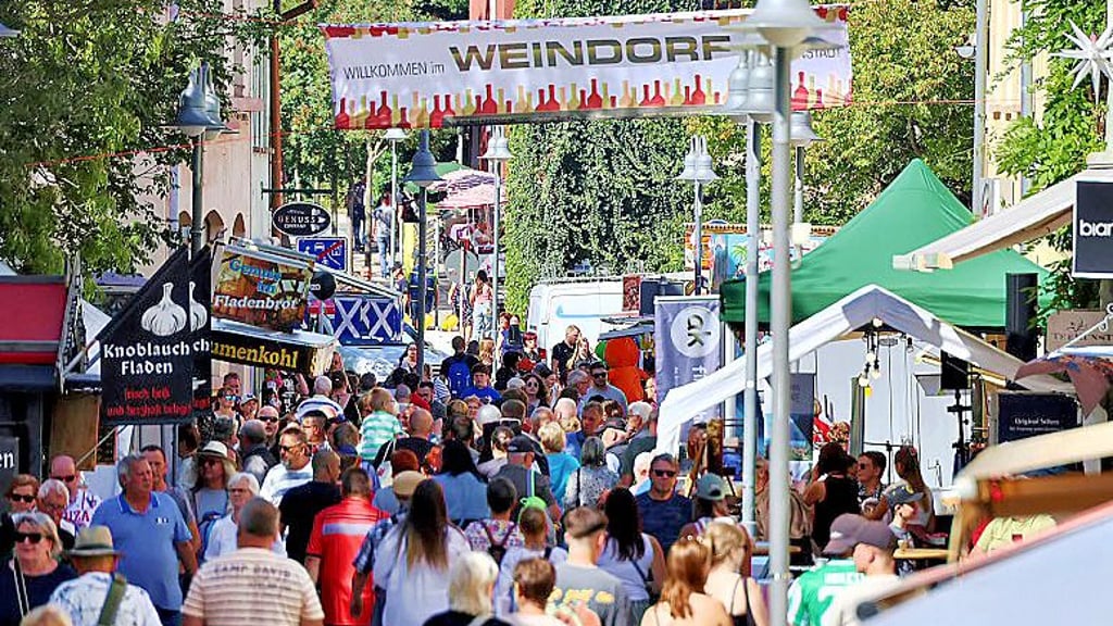 Die Sangerhäuser Innenstadt war zum Kobermännchenfest in diesem Jahr so voll wie selten. 2026 zum Jubiläum soll das genauso werden.