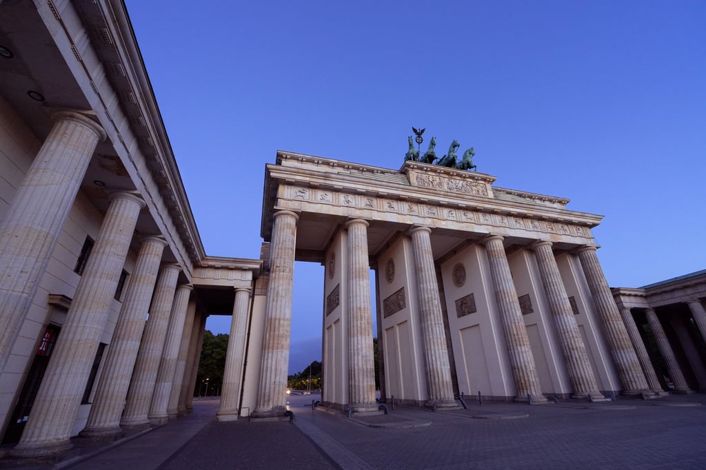 Das zentrale Wahrzeichen von Berlin ist beschmiert worden. (Archivbild)