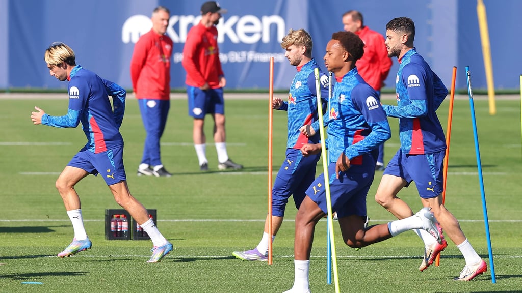 Kevin Kampl (li.) und Timo Werner (2.v.l.) fallen gegen Dortmund aus.