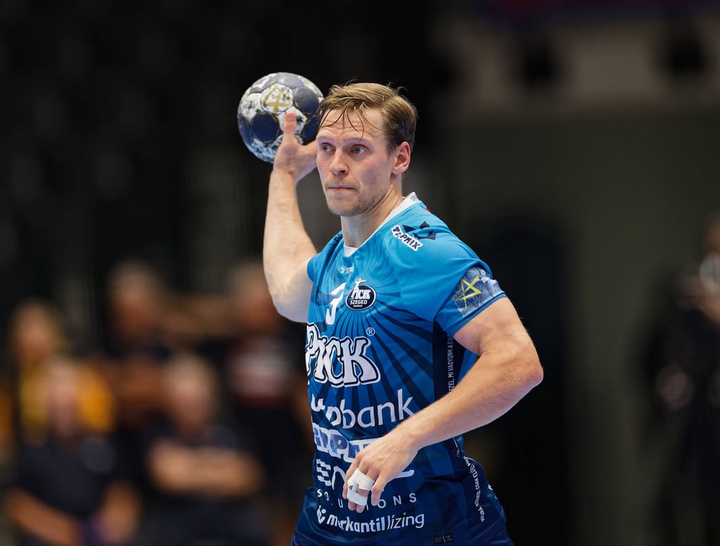 Janus Smarason wechselte im Sommer 2024 vom SCM zu Pick Szeged und fällt jetzt verletzt bis Ende des Jahres aus.