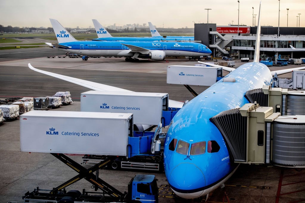 Wegen des Sturmtiefs wurde am Flughafen Schirphol viele Flüge gestrichen. (Archivfoto)