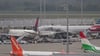 Nach der erneuten Betriebsunterbrechung wegen Drohnen ist in München der Flugbetrieb langsam wieder angelaufen.