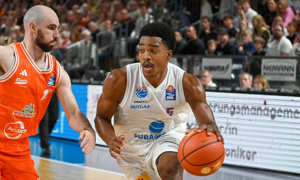 Marcus Foster (r.) erzielte gegen Vechta 25 Punkte.