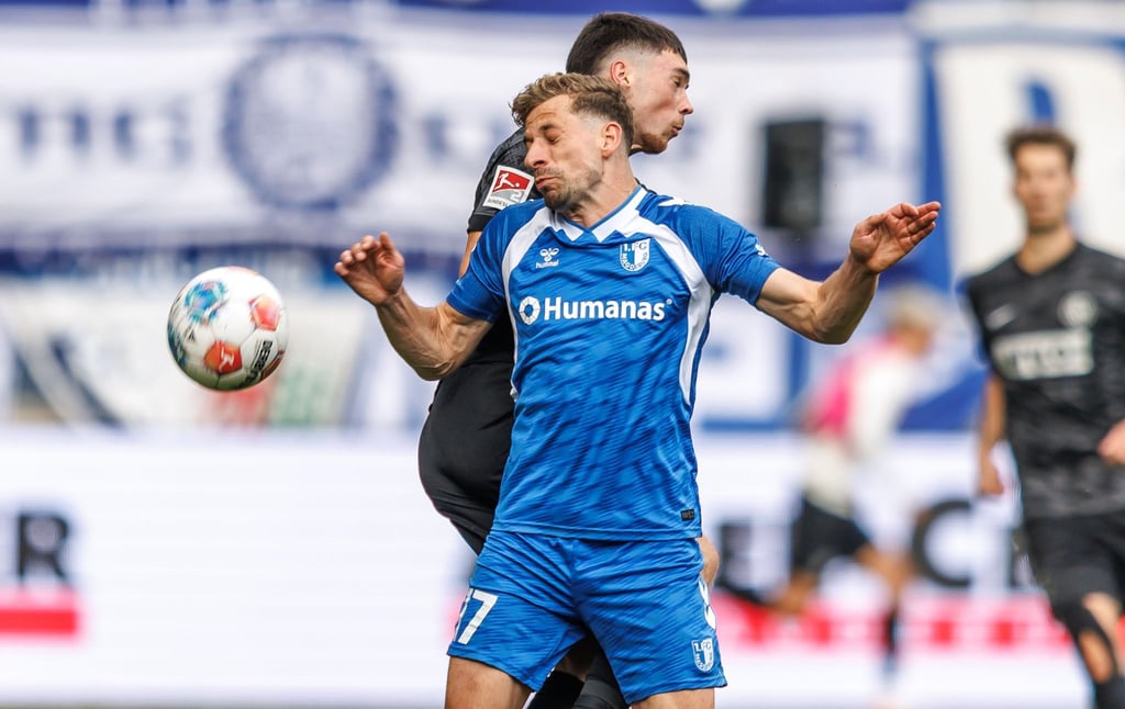 Alexander Nollenberger und sein Team zogen gegen Elversberg klar den kürzeren.
