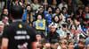 Tischtennis-Star Fan Zhendong vom 1. FC Saarbrücken und seine chinesischen Fans.