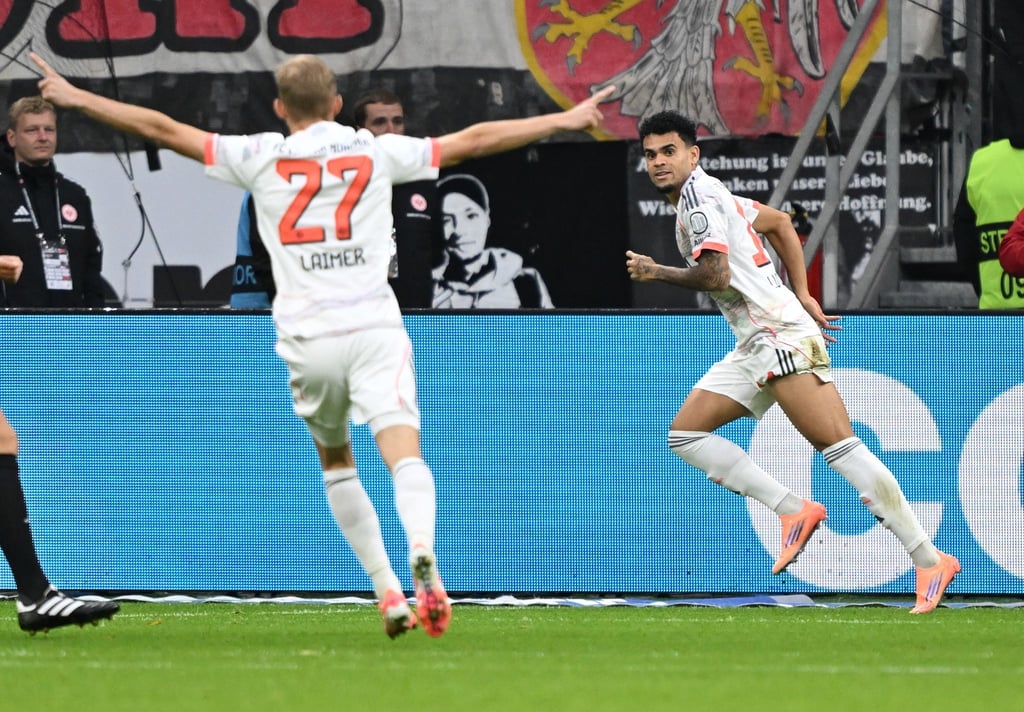 War der Matchwinner in Frankfurt: Bayerns Luis Díaz (r).