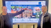 Der Verantwortliche für die Informationstechnik in der Stadtverwaltung Calbe Steve Daniel (links) tauscht sich mit Bürgermeister Sven Hause zur Gestaltung der neuen Webseite aus. 