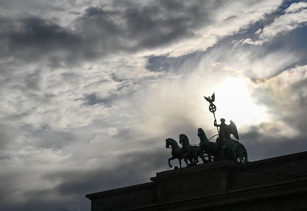 Zum Wochenstart werden in Berlin und Brandenburg viele Wolken erwartet. (Symbolfoto)