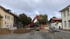 In der Stresemannstraße in Quedlinburg werden die Leitungsbauarbeiten nach der Querung der Bahnlinien fortgesetzt.