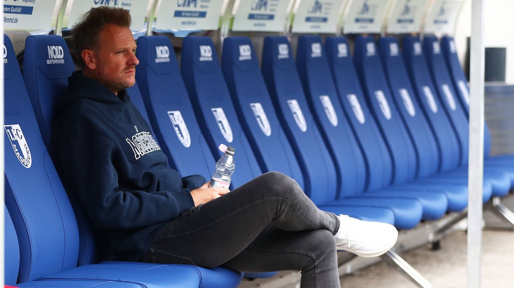 FCM-Trainer Markus Fiedler holte in der laufenden Saison in der 2. Bundesliga nur einen Sieg aus acht Spielen.