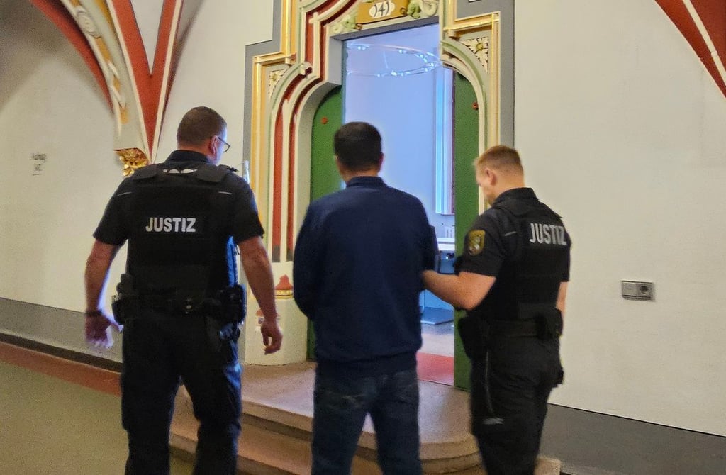 Der Angeklagte, der aus dem Iran stmmt wurde zu einer langjährigen Gefängnisstrafe verurteilt.